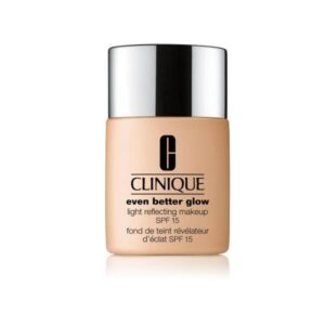 Тональний крем Clinique Even Better Glow Light Reflecting Makeup SPF 15